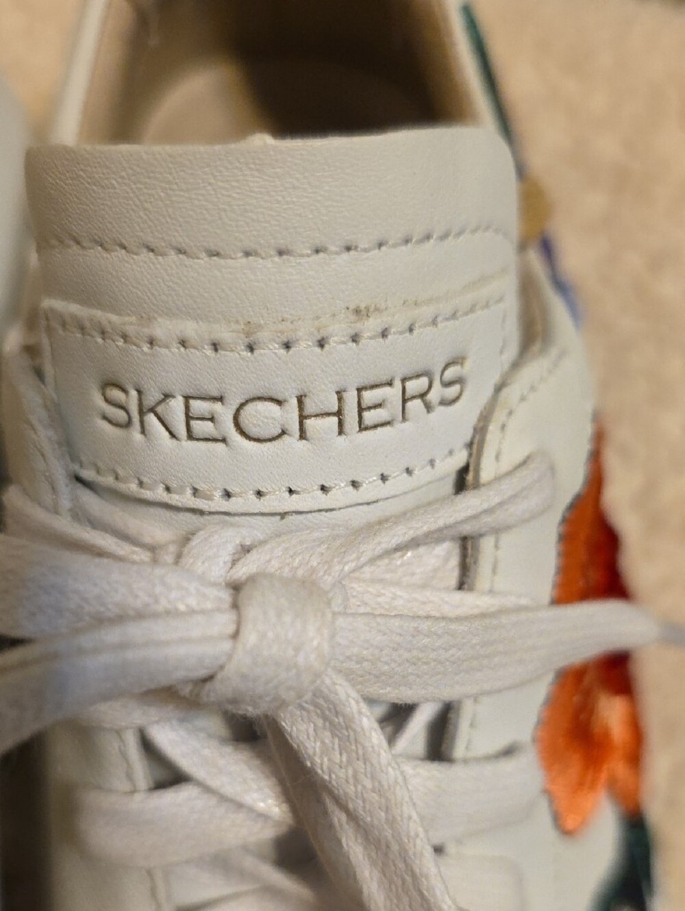 Skechers White Leather Floral Embroidered Sneakers Air-Cooled Memory Foam 8 - Picture 2 of 8